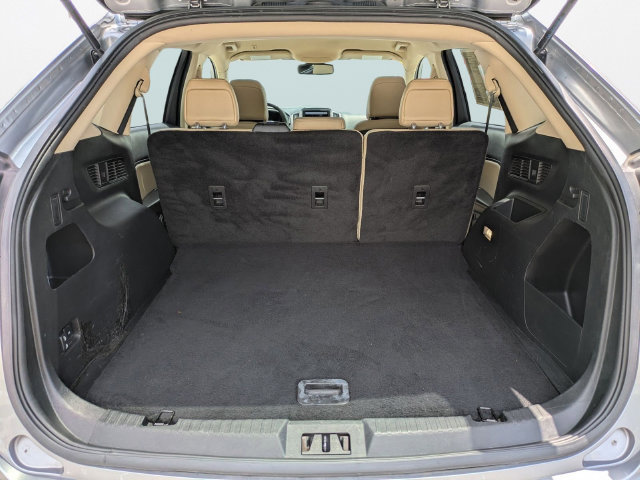 Used 2022 Ford Edge SEL AWD/4WD image 13