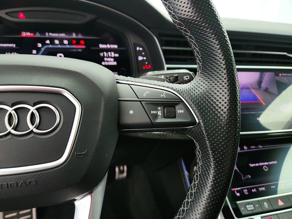 Used 2021 Audi SQ7 Premium Plus w/ Executive Package image 23