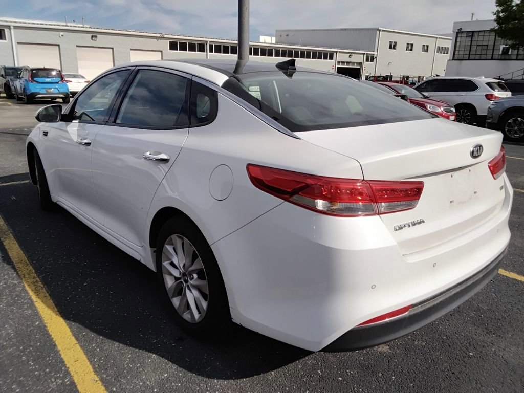 Used 2016 Kia Optima EX w/ Premium Package FWD image 6