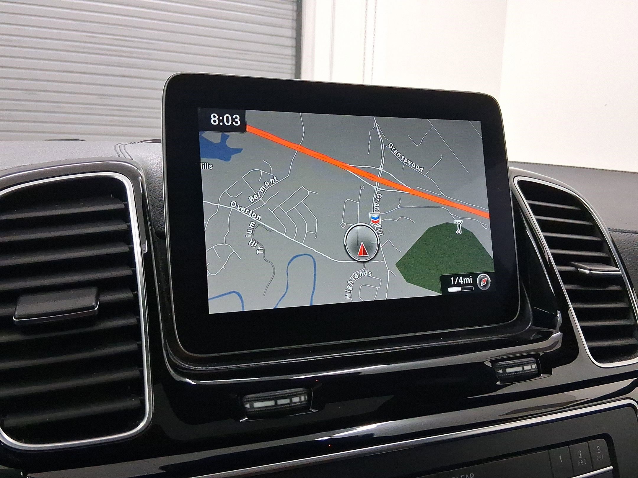 Used 2018 Mercedes-Benz GLS 450 4MATIC image 25