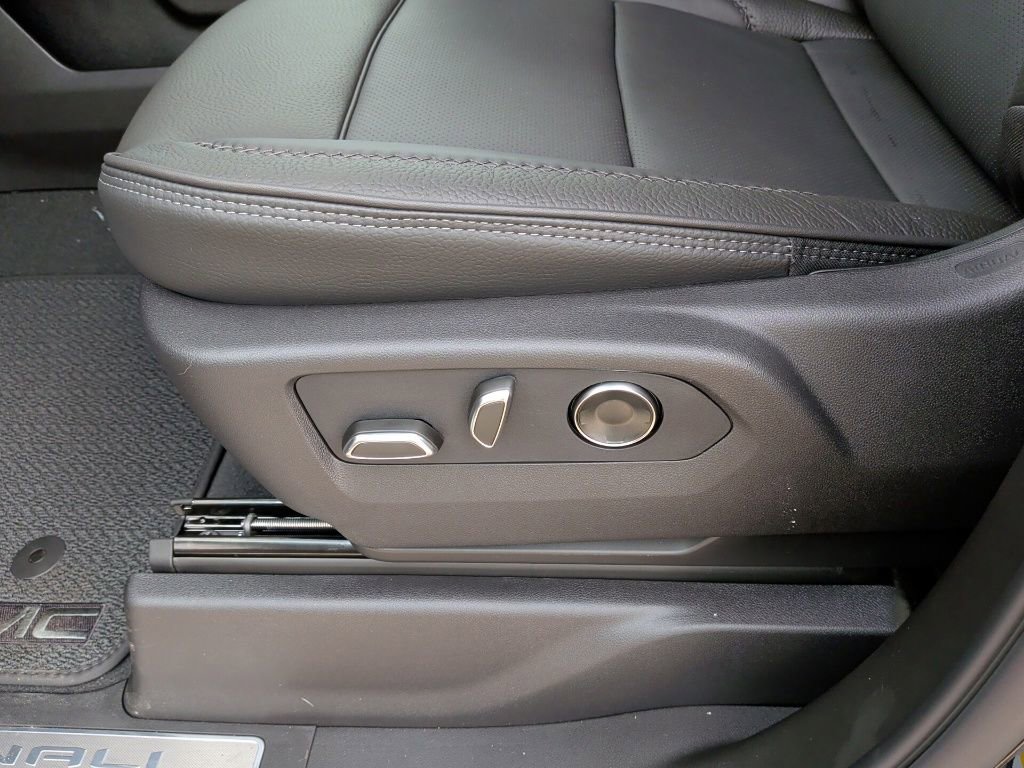 New 2026 GMC Sierra 1500 Denali image 13