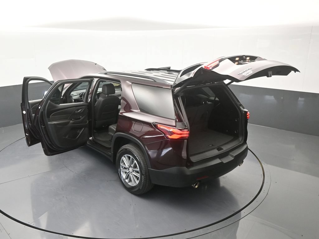 Used 2022 Chevrolet Traverse LT w/ LPO, Floor Liner Package FWD image 71
