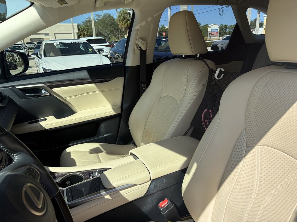 Used 2021 Lexus RX 350L Luxury w/ Accessory Package image 8