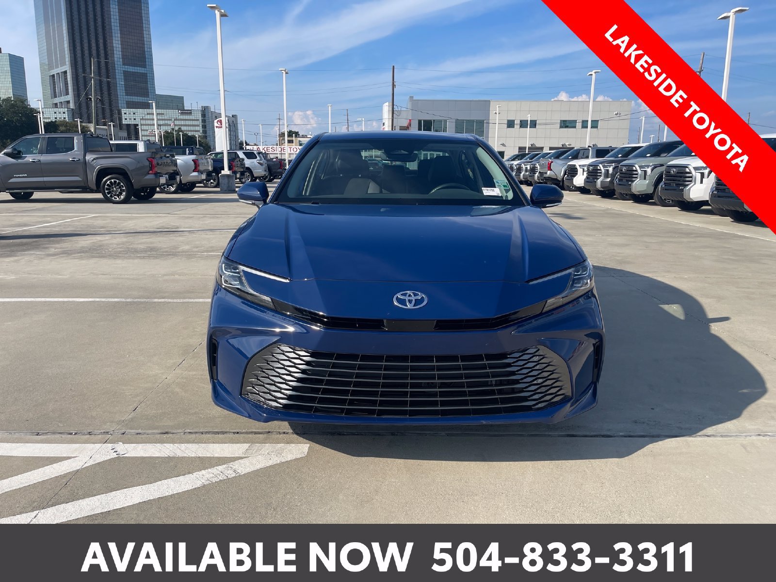Used 2026 Toyota Camry XLE AWD/4WD image 8