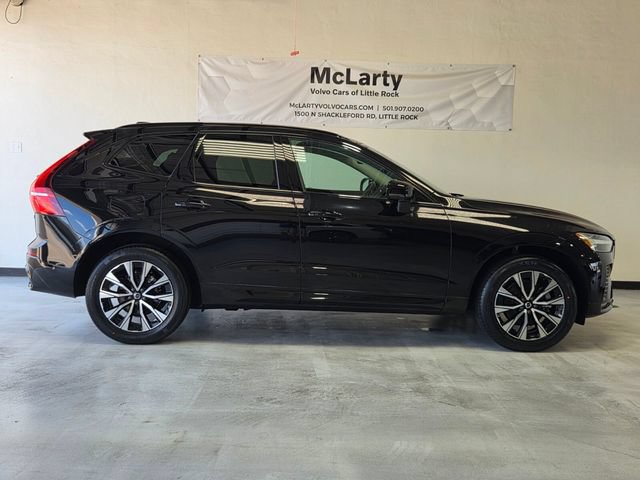 Certified 2024 Volvo XC60 B5 Plus AWD/4WD image 6