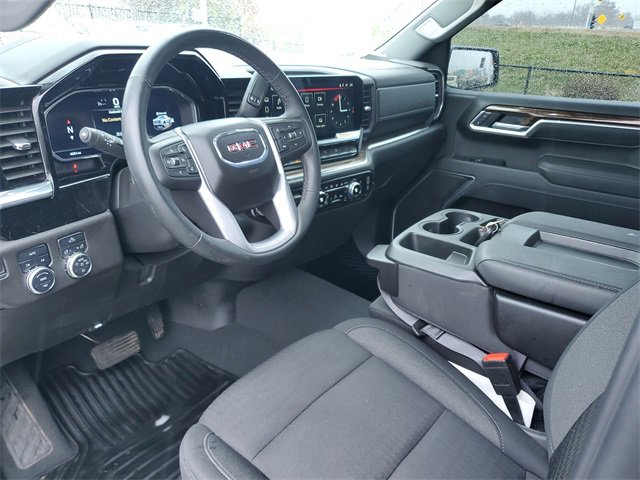 Used 2025 GMC Sierra 1500 Elevation image 21