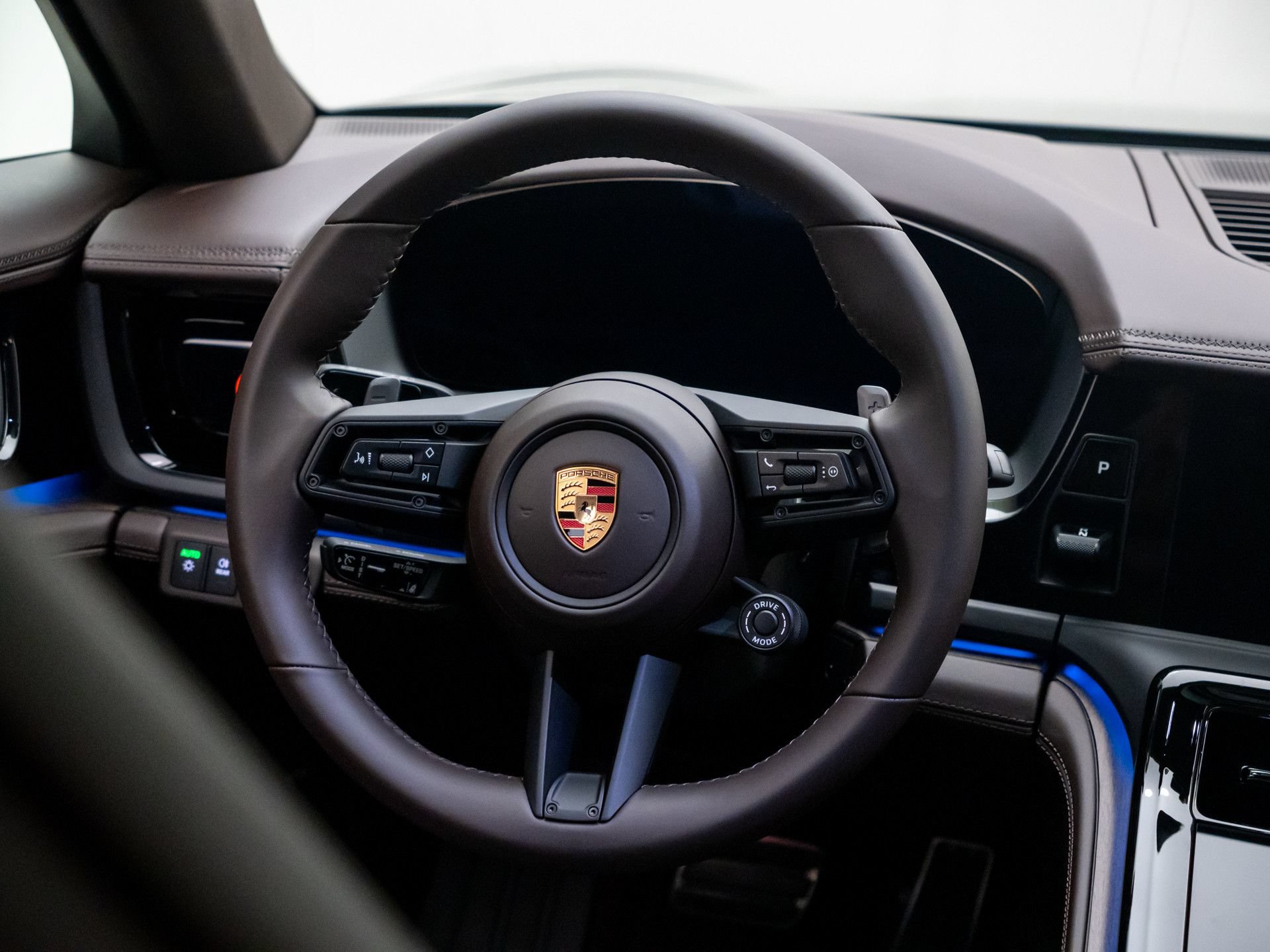 New 2026 Porsche Panamera 4 AWD/4WD image 10