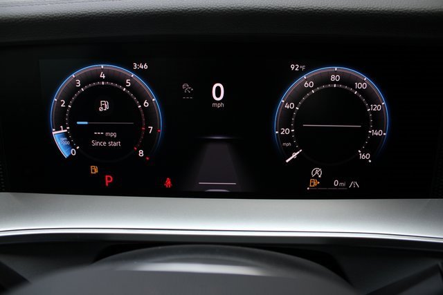 New 2025 Volkswagen Tiguan SE image 13