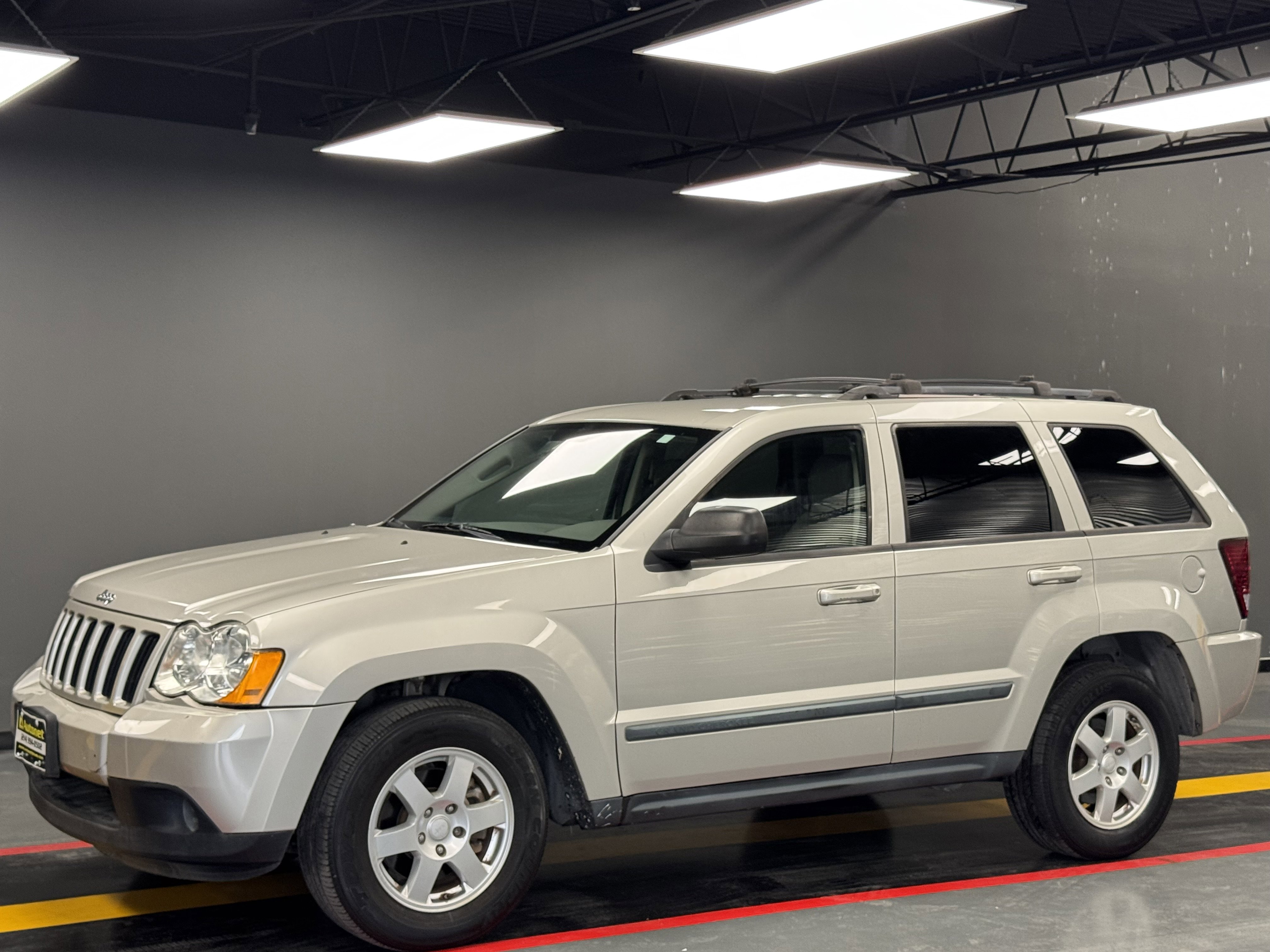 Used 2009 Jeep Grand Cherokee Laredo
