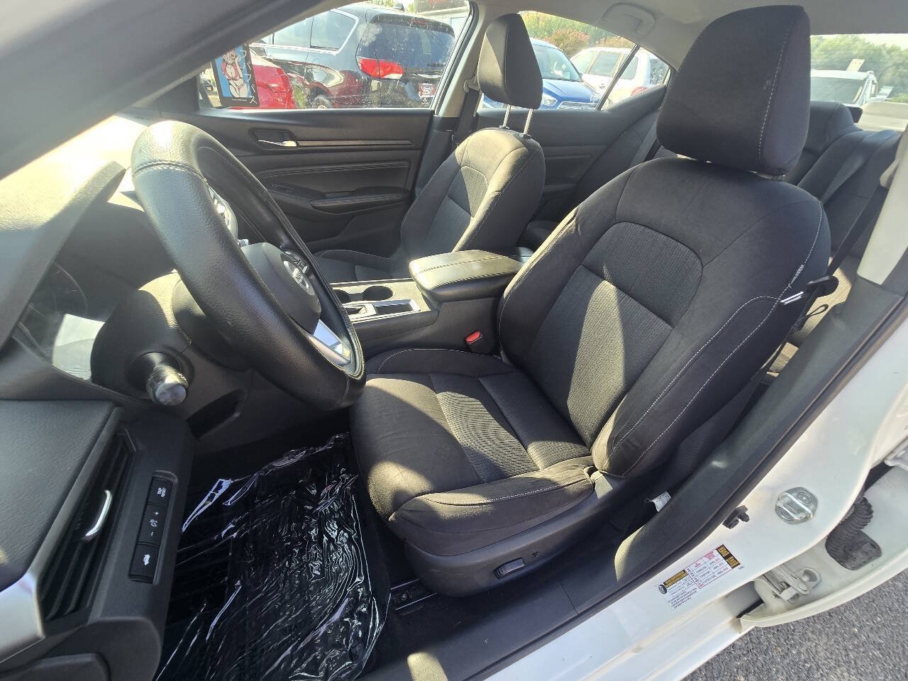 Used 2020 Nissan Altima 2.5 S FWD image 17