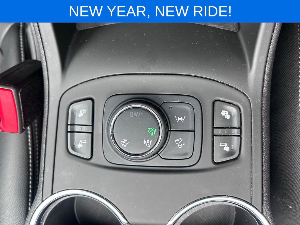 Used 2024 GMC Terrain SLT image 27