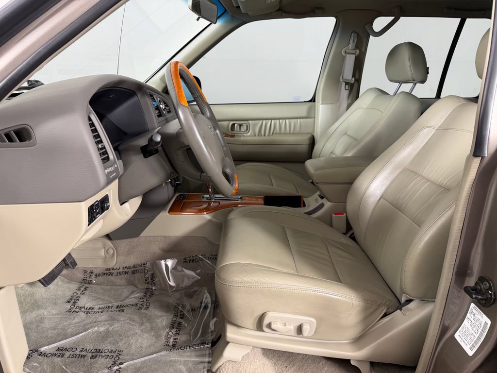 Used 2002 INFINITI QX4 4WD w/ (X03) Heated Seats Pkg image 17