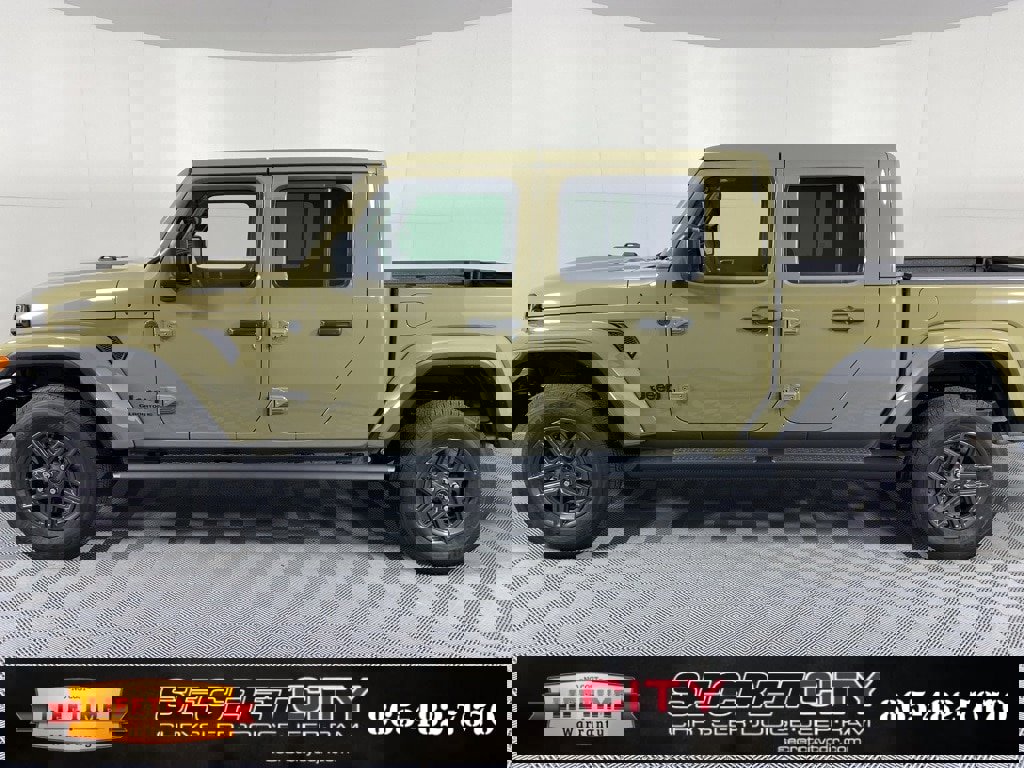 New 2025 Jeep Gladiator Sport image 4