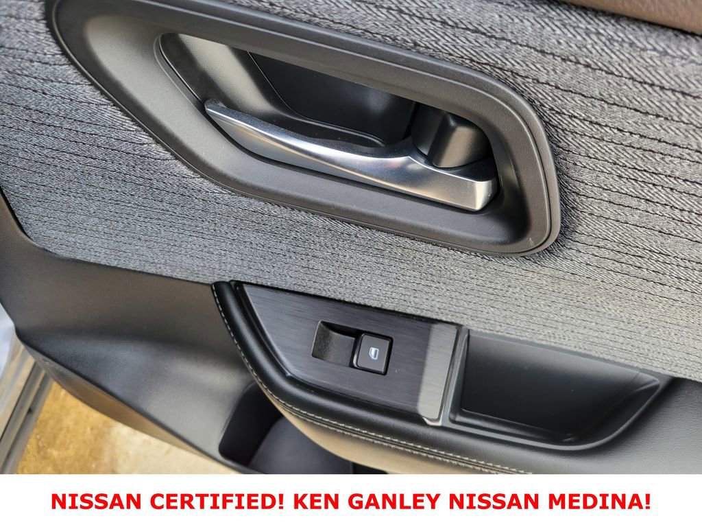 Certified 2023 Nissan Rogue SV image 46