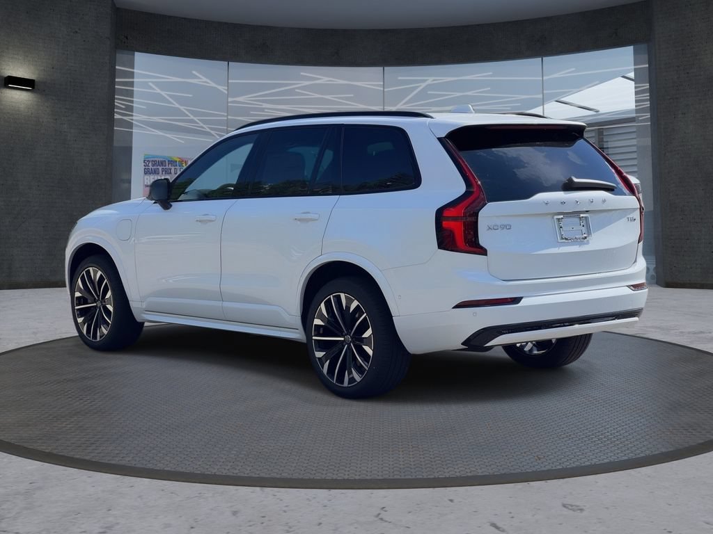 New 2026 Volvo XC90 T8 Ultra w/ Protection Package AWD/4WD image 3