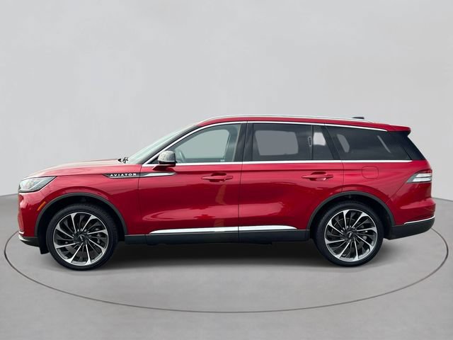 Used 2025 Lincoln Aviator Reserve w/ Equipment Group 201A AWD/4WD image 2