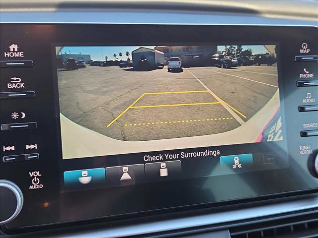 Used 2018 Honda Accord Touring image 14