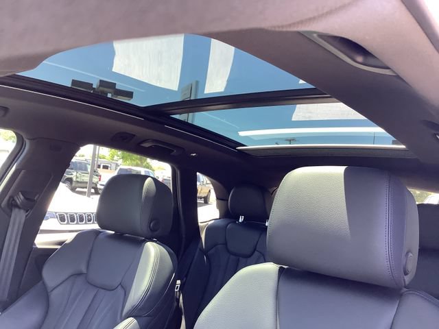 Used 2020 Audi Q5 2.0T Premium w/ Titanium Sport Package AWD/4WD image 21