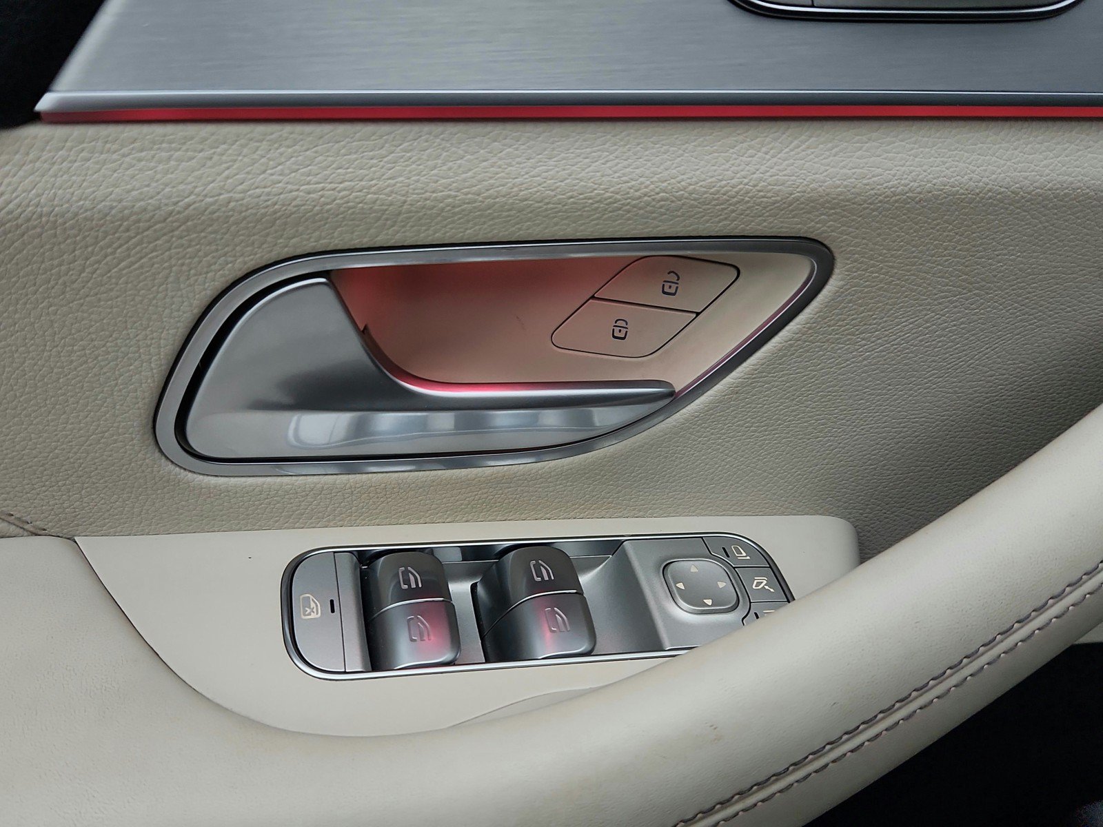 Certified 2024 Mercedes-Benz GLE 53 AMG 4MATIC image 26