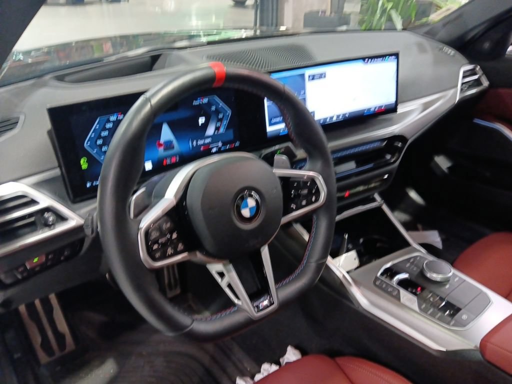 Used 2025 BMW M340i xDrive w/ Premium Package AWD/4WD image 4