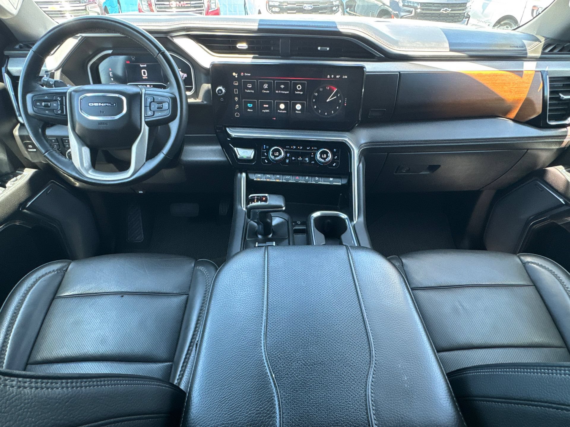 Certified 2024 GMC Sierra 1500 Denali w/ Denali Reserve Package AWD/4WD image 16