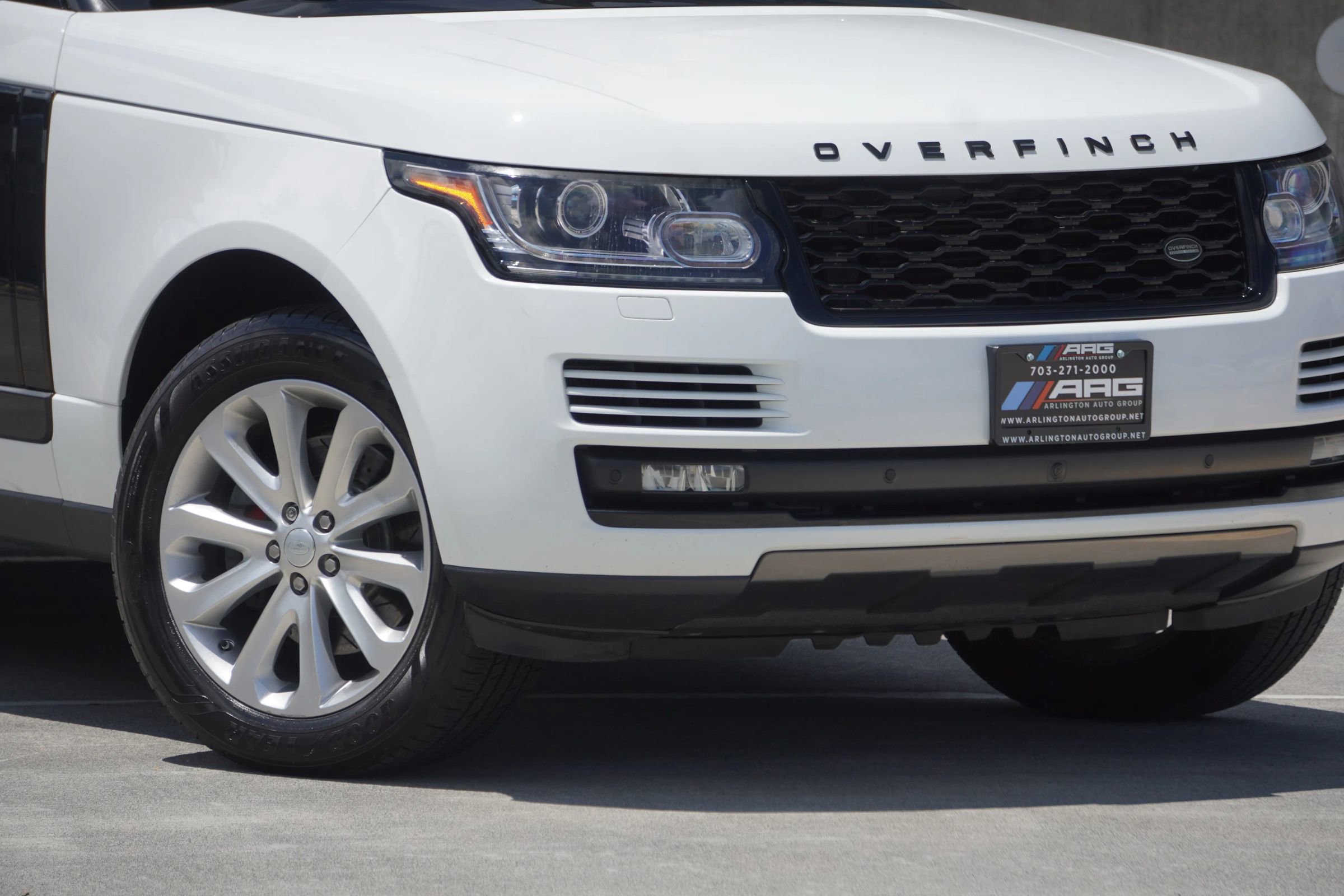 Used 2016 Land Rover Range Rover HSE image 5