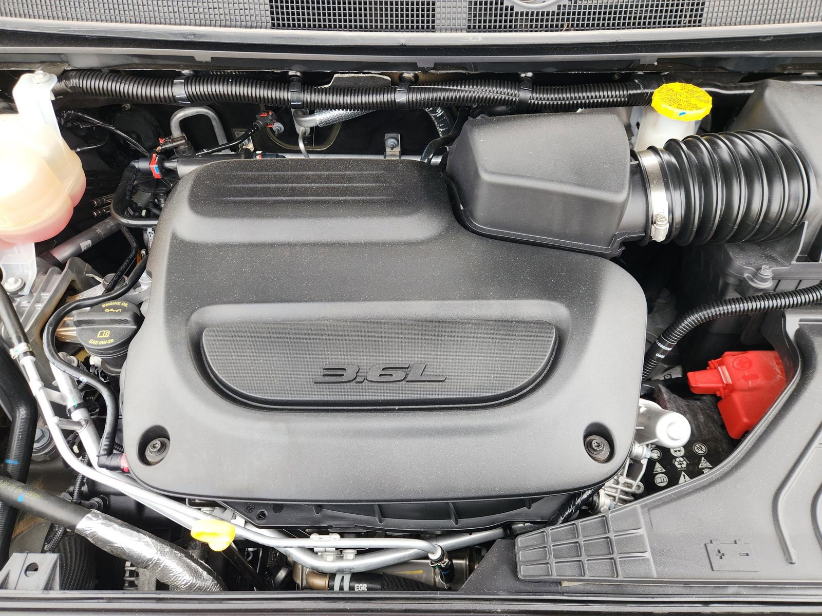 Used 2025 Chrysler Pacifica Pinnacle FWD image 37