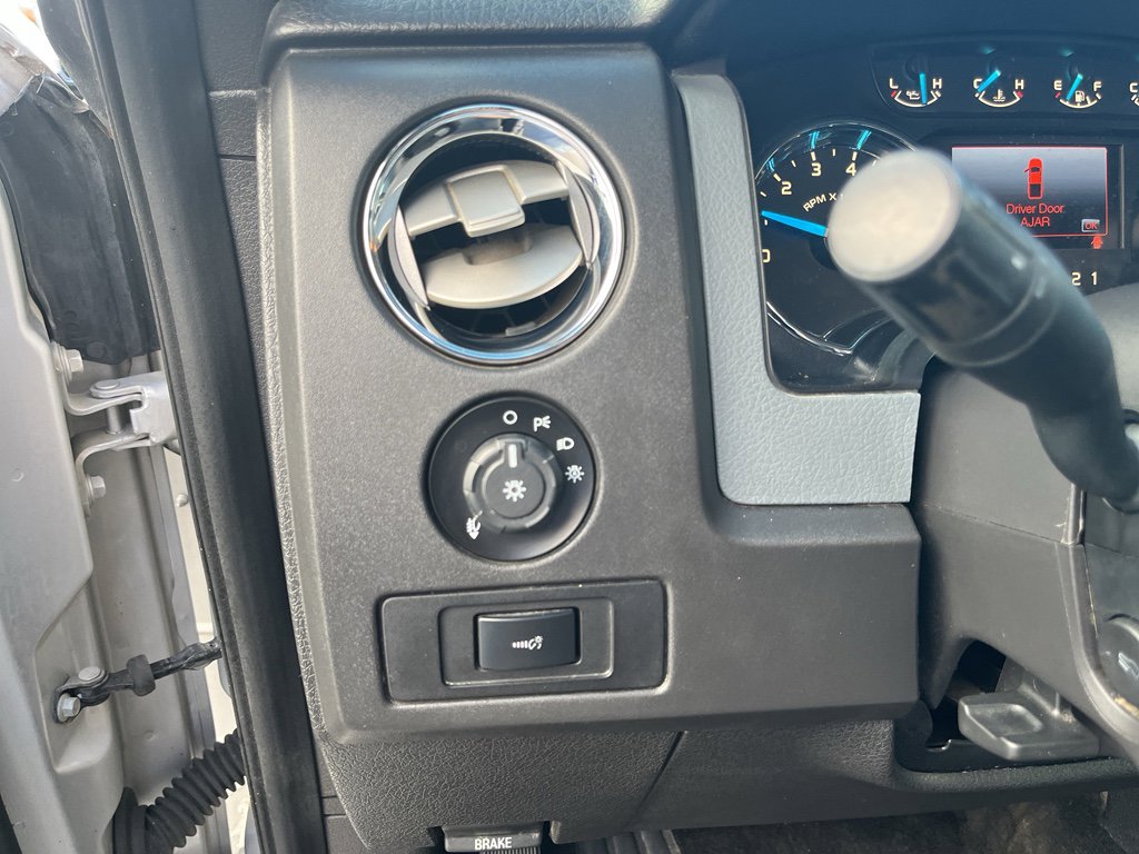 Used 2014 Ford F150 XLT w/ Equipment Group 302A Luxury image 10