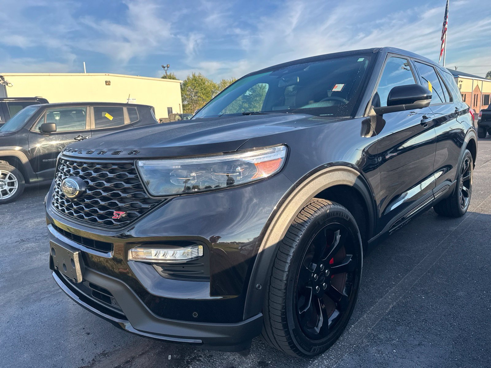 Used 2021 Ford Explorer ST w/ Equipment Group 401A AWD/4WD image 1