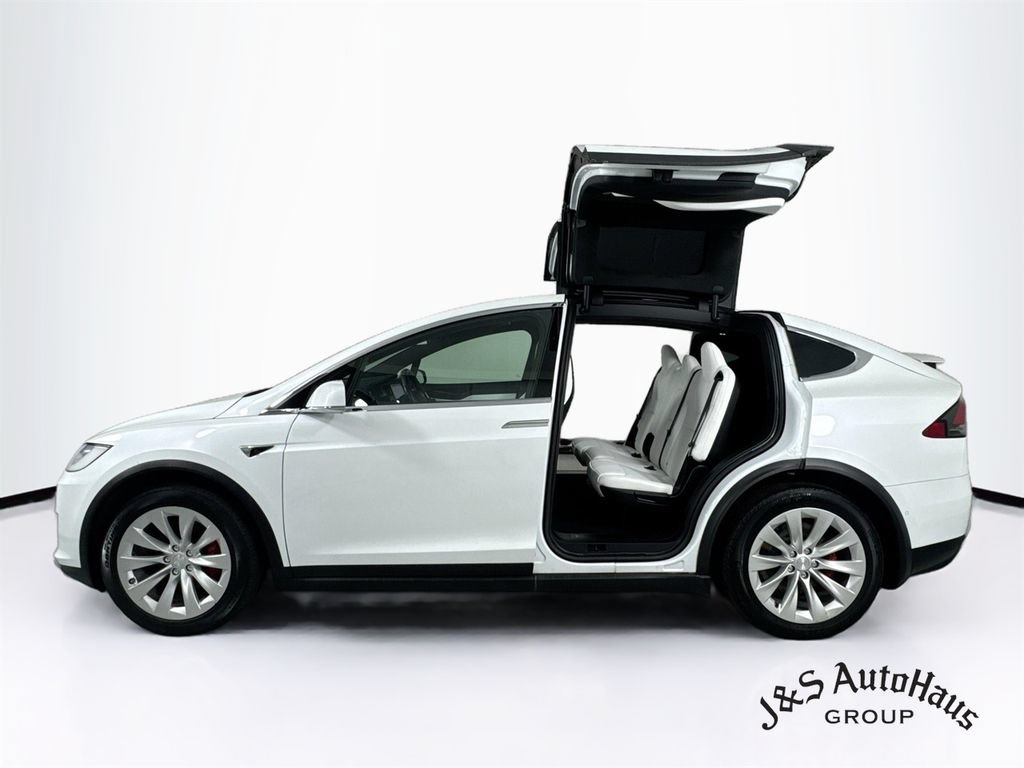 Used 2019 Tesla Model X P100D AWD/4WD image 4