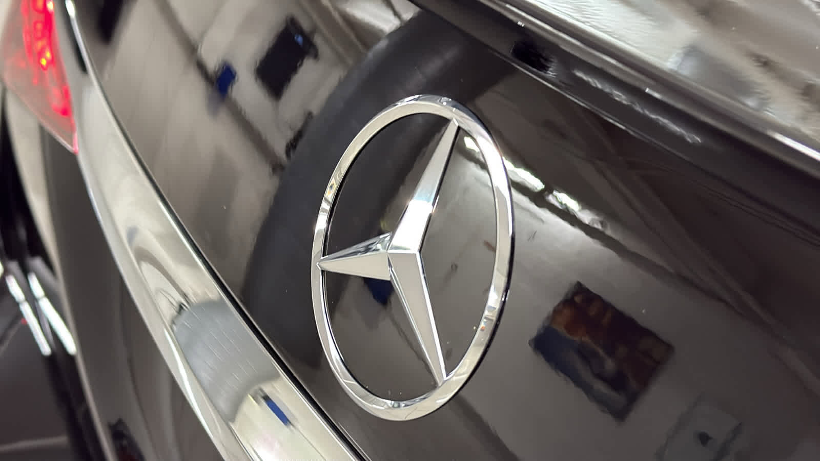 New 2026 Mercedes-Benz S 580 4MATIC Sedan image 9