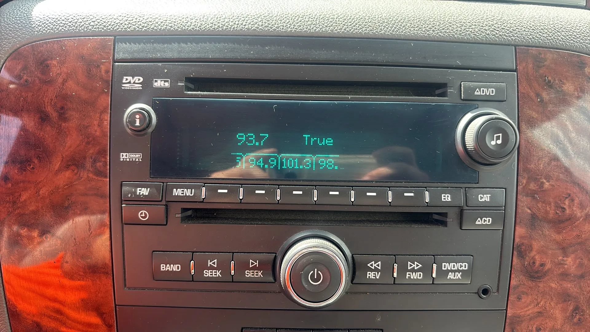 Used 2007 Chevrolet Avalanche LTZ w/ LTZ Preferred Equipment Group AWD/4WD image 25