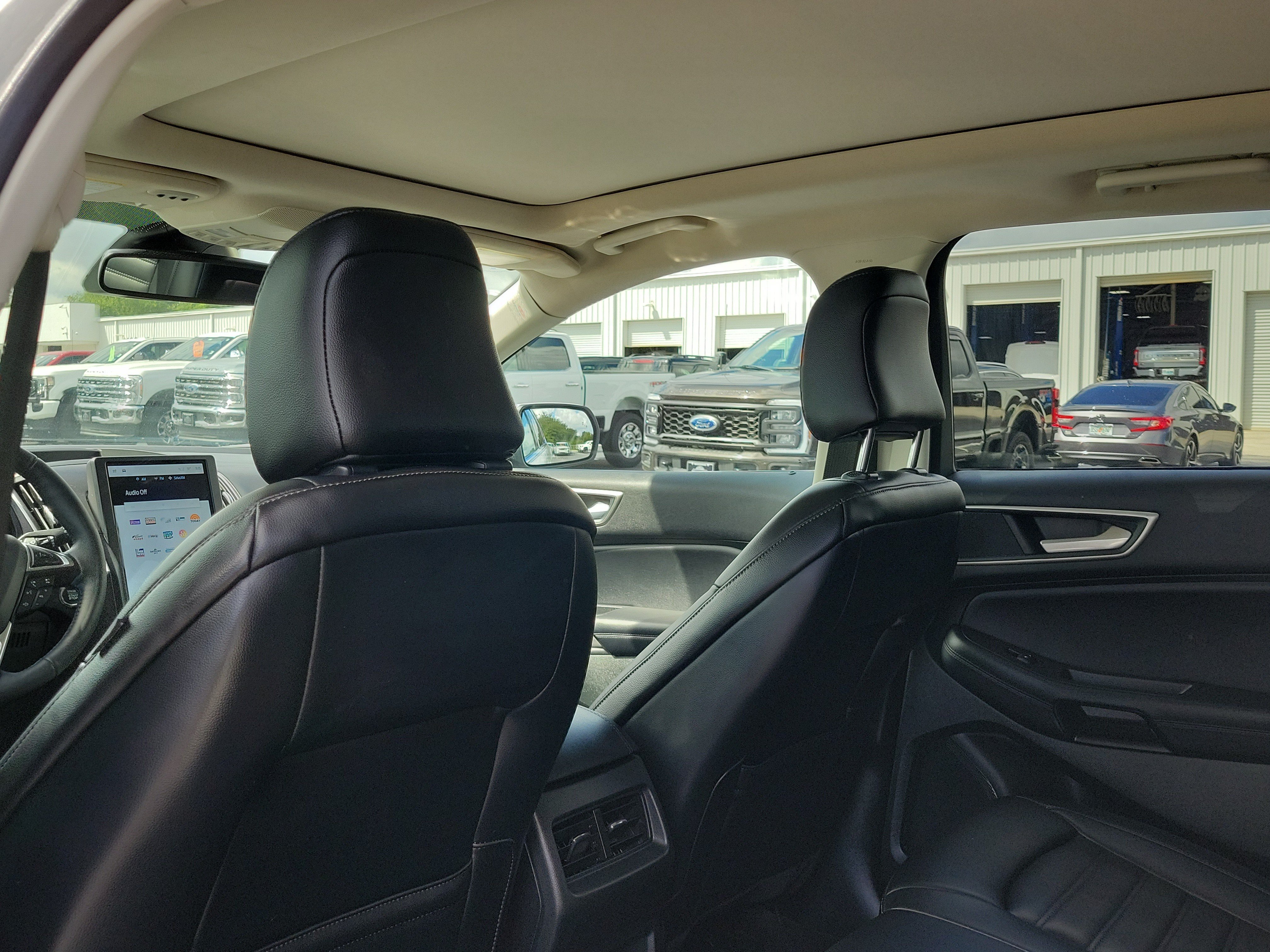 Certified 2023 Ford Edge SEL w/ Convenience Package AWD/4WD image 12