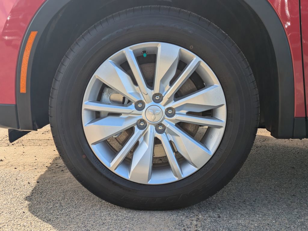 New 2026 Mitsubishi Outlander ES FWD image 10