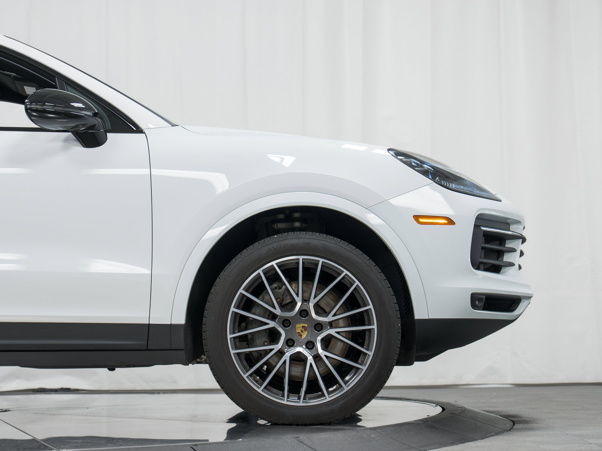 Certified 2020 Porsche Cayenne S image 11
