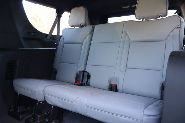 New 2026 GMC Yukon XL Elevation w/ Elevation Premium Package RWD image 14