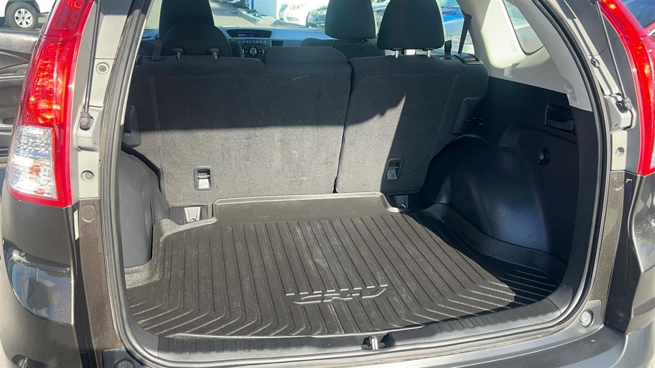 Used 2013 Honda CR-V LX image 48