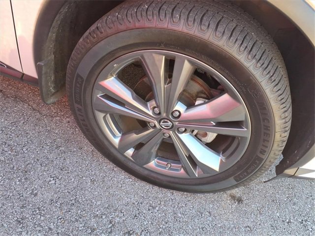 Certified 2019 Nissan Murano Platinum w/ Cargo Package image 7