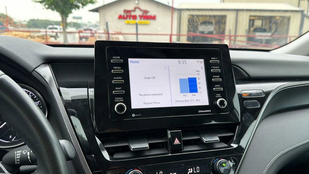 Certified 2024 Toyota Camry SE FWD image 28
