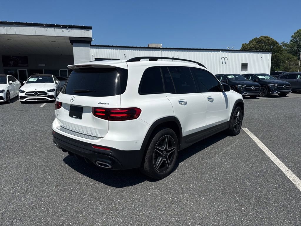 Certified 2025 Mercedes-Benz GLB 250 4MATIC w/ AMG Night Package image 5