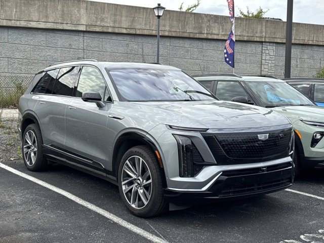 Certified 2026 Cadillac Vistiq Sport w/ LPO, Floor Liner Package AWD/4WD image 3