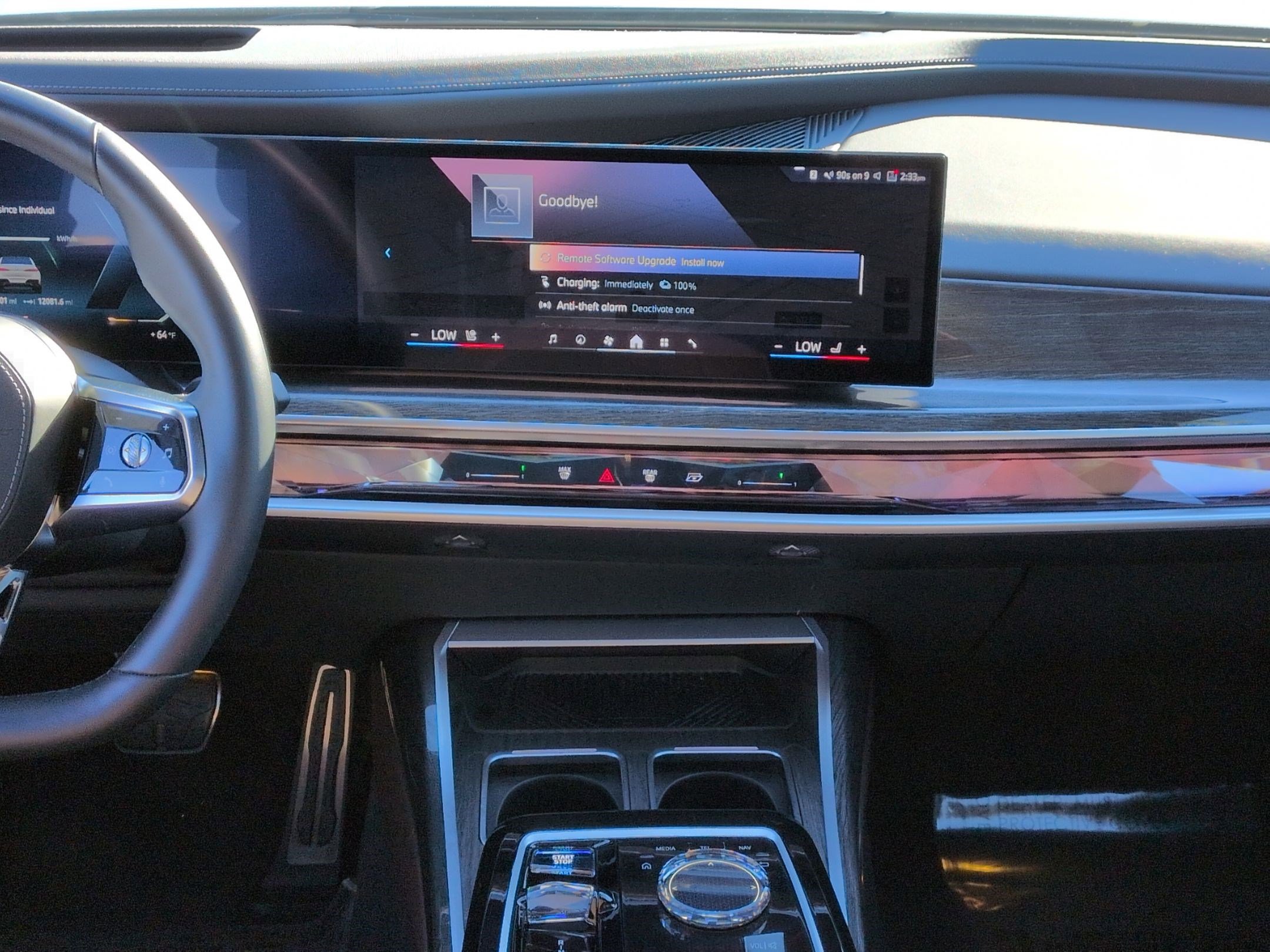 Certified 2024 BMW i7 xDrive60 image 30