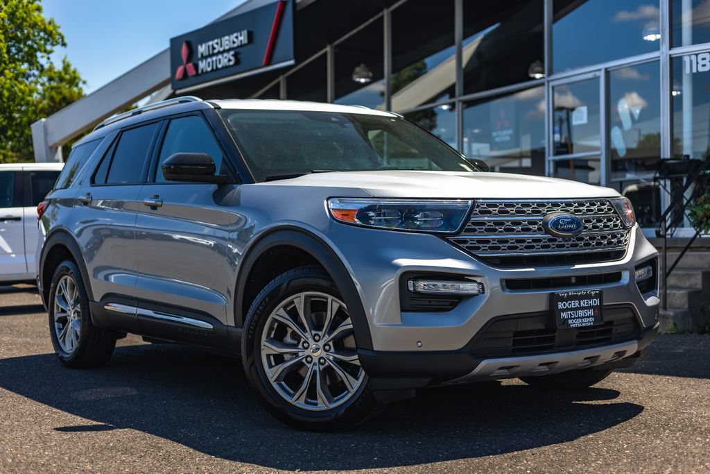Used 2022 Ford Explorer Limited AWD/4WD image 1