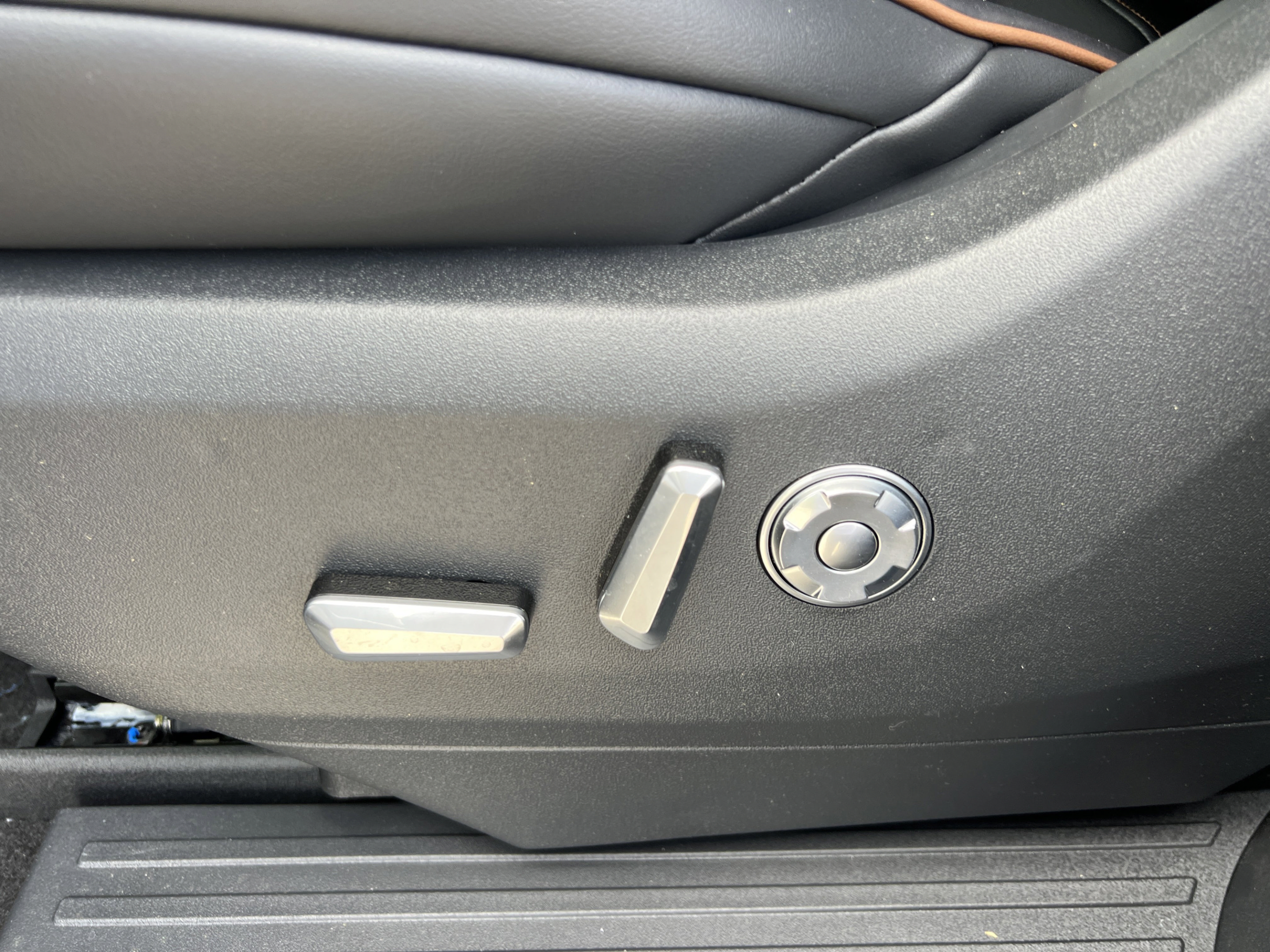 New 2026 Lincoln Navigator Black Label AWD/4WD image 22