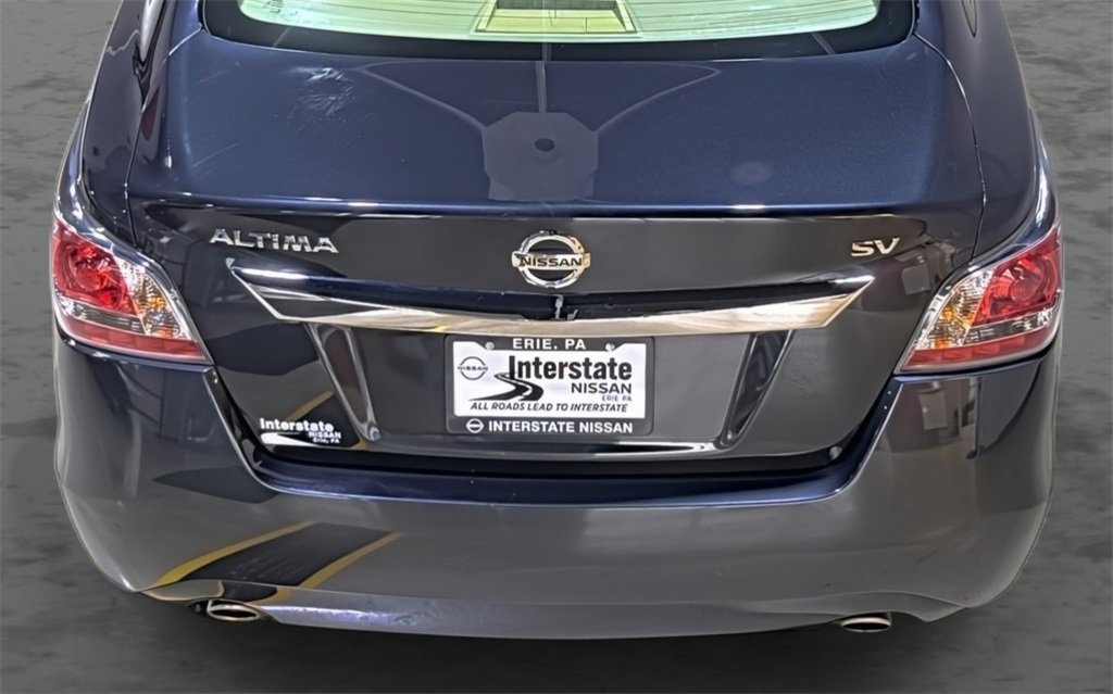 Used 2015 Nissan Altima 2.5 SV w/ Convenience Package image 11