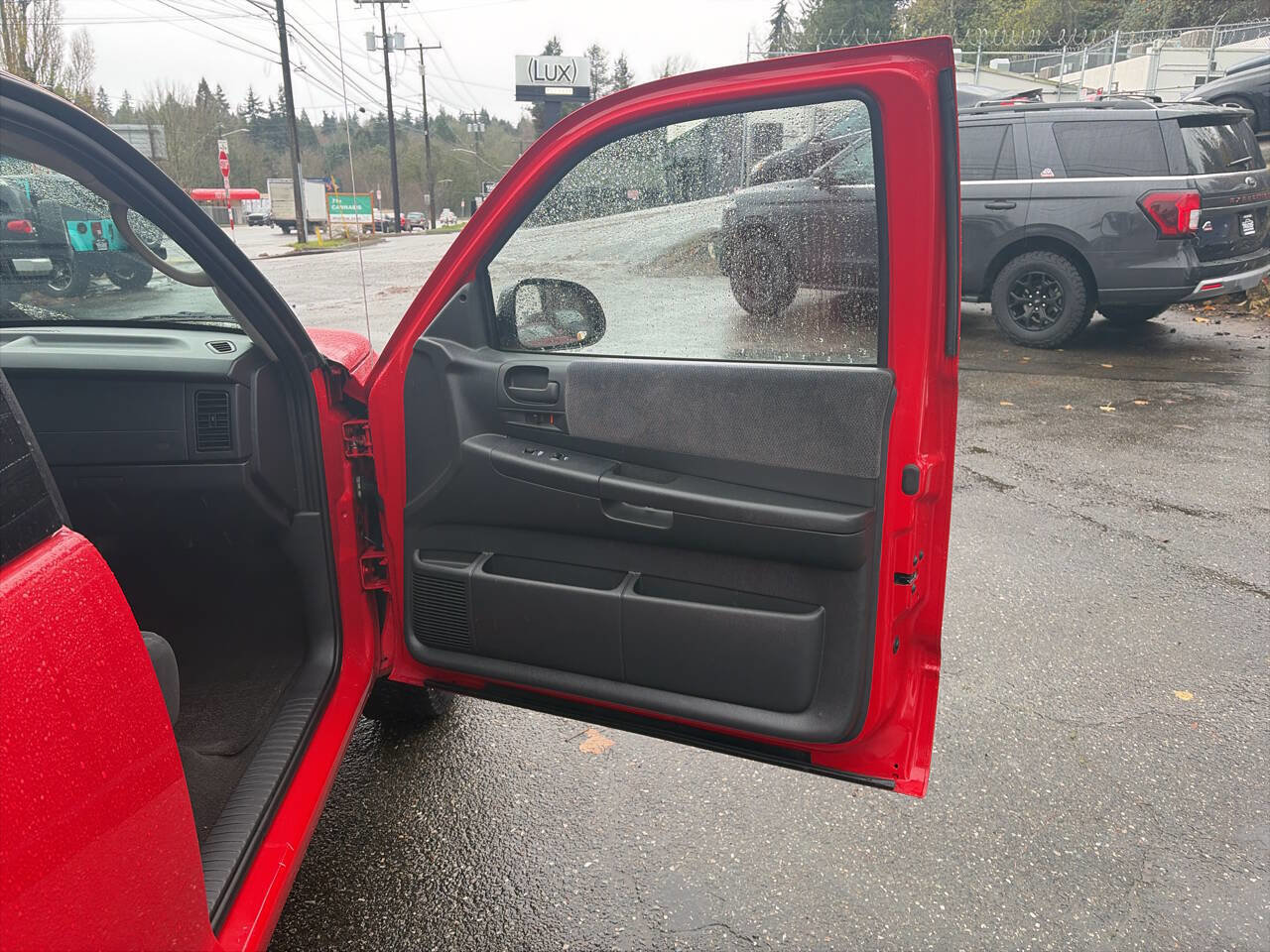 Used 2004 Dodge Dakota Sport w/ Deluxe Convenience Group image 12