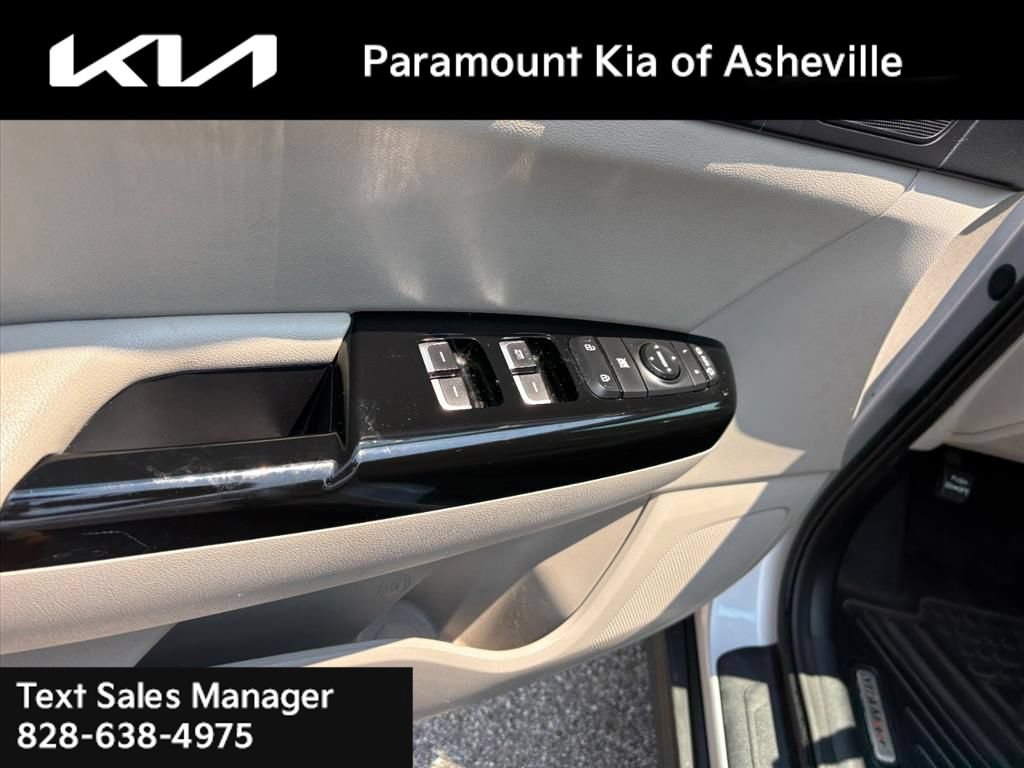Used 2020 Kia Sportage EX AWD/4WD image 23