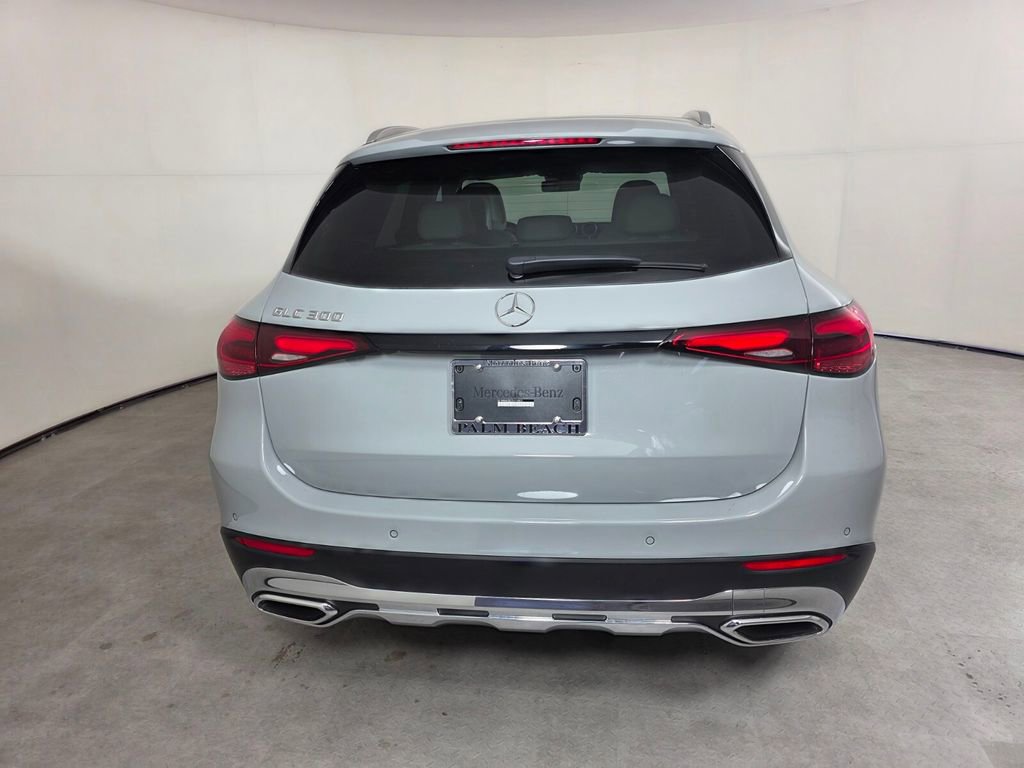 New 2026 Mercedes-Benz GLC 300 image 5