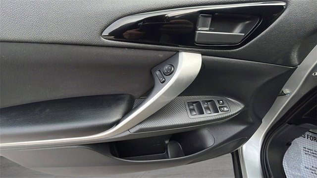 Used 2019 Mitsubishi Eclipse Cross ES image 17