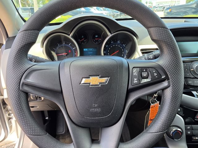 Used 2014 Chevrolet Cruze LS FWD image 18